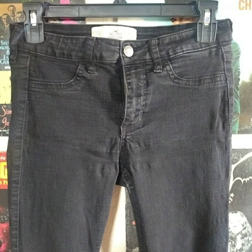 Black hollister jeans